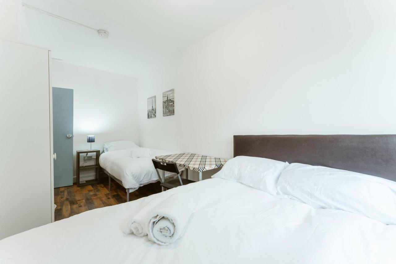 Upton Park Bedrooms 25 Min To Central Лондон Екстериор снимка